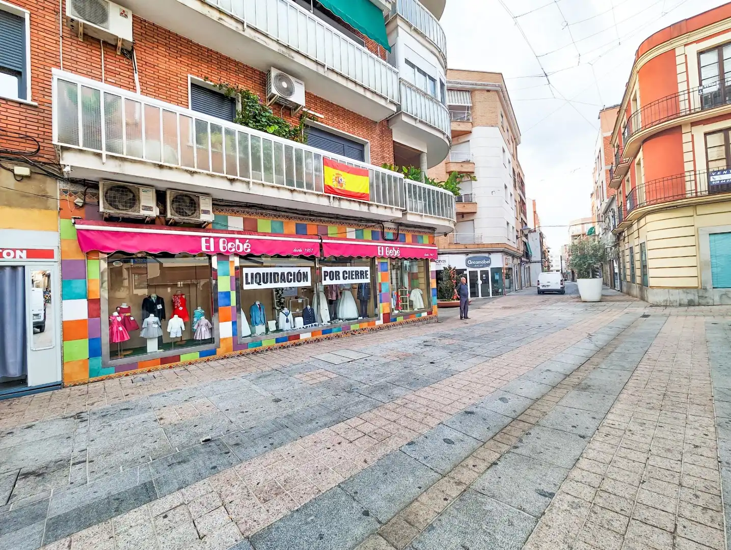 Vista exterior de Local de lloguer en Puertollano amb Aire condicionat, Parquet i Moblat