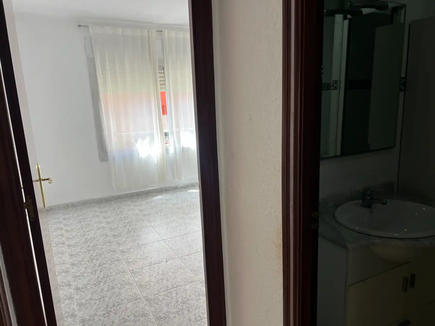 Piso en venta en Badalona con Horno, Balcón y Alarma