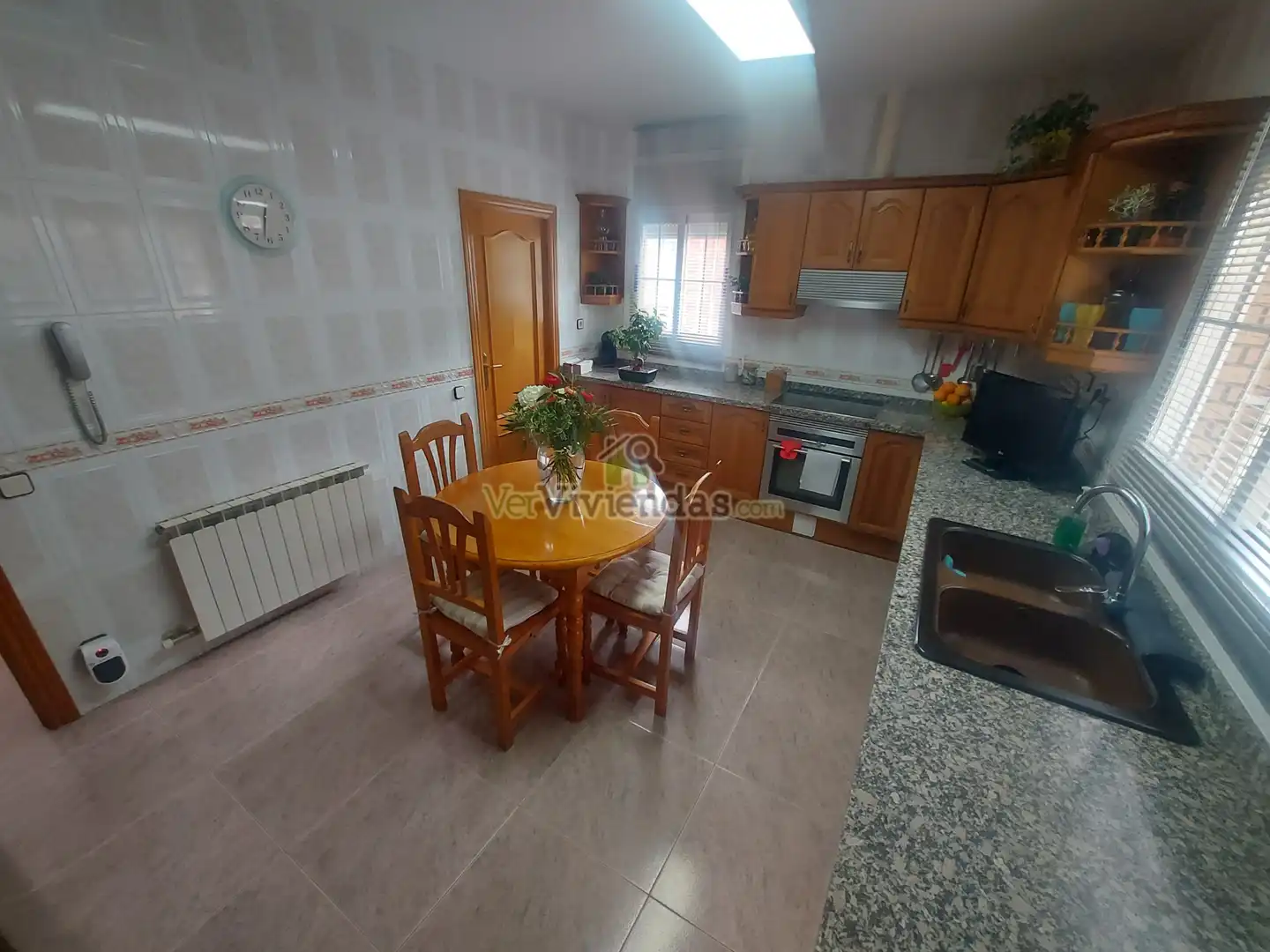 Cocina de Casa o chalet en venta en Vallirana con Calefacción, Jardín privado y Terraza