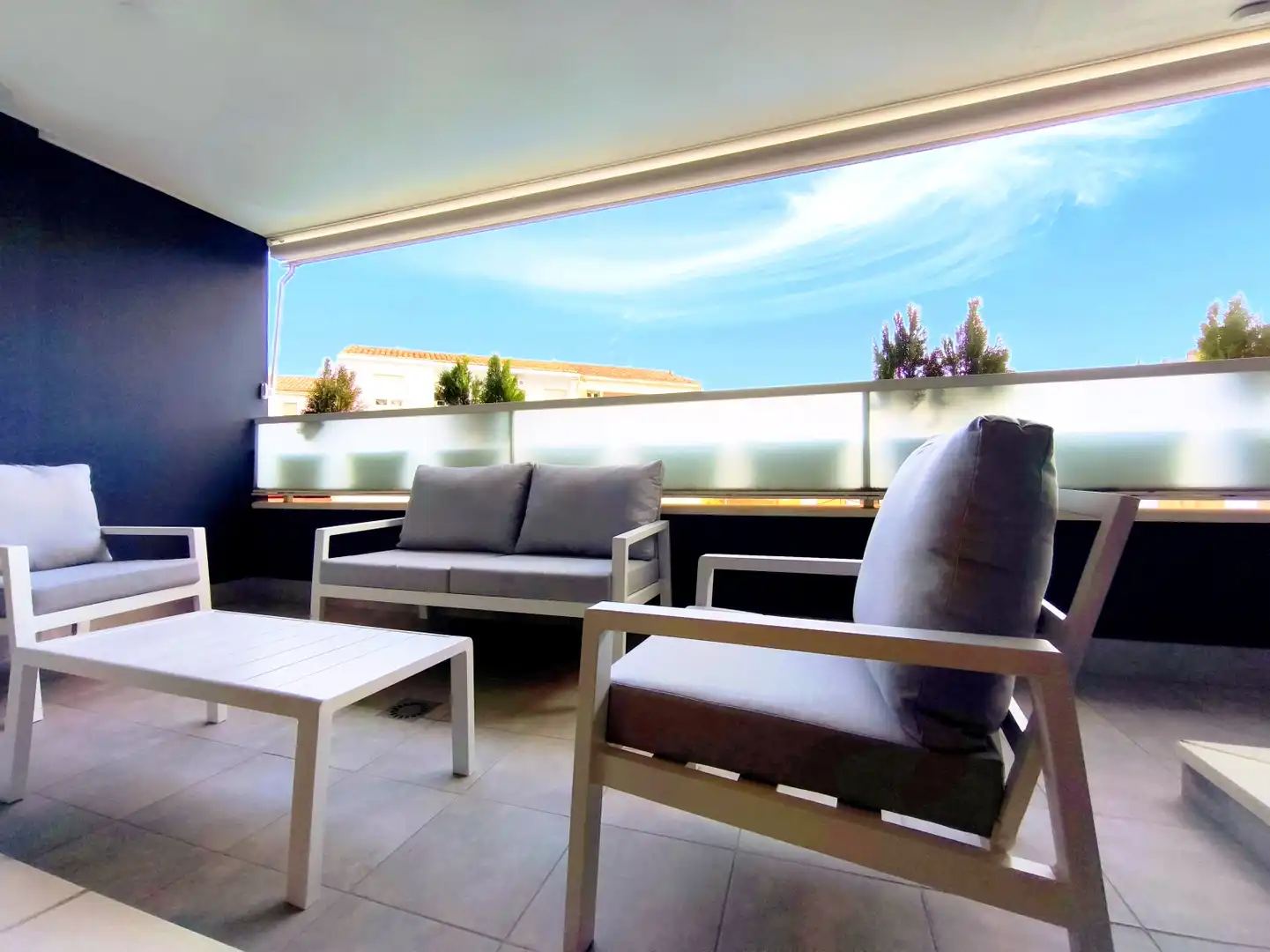 Terrasse von Wohnung zum Verkauf in  Logroño mit Heizung, Privatgarten und Parkett