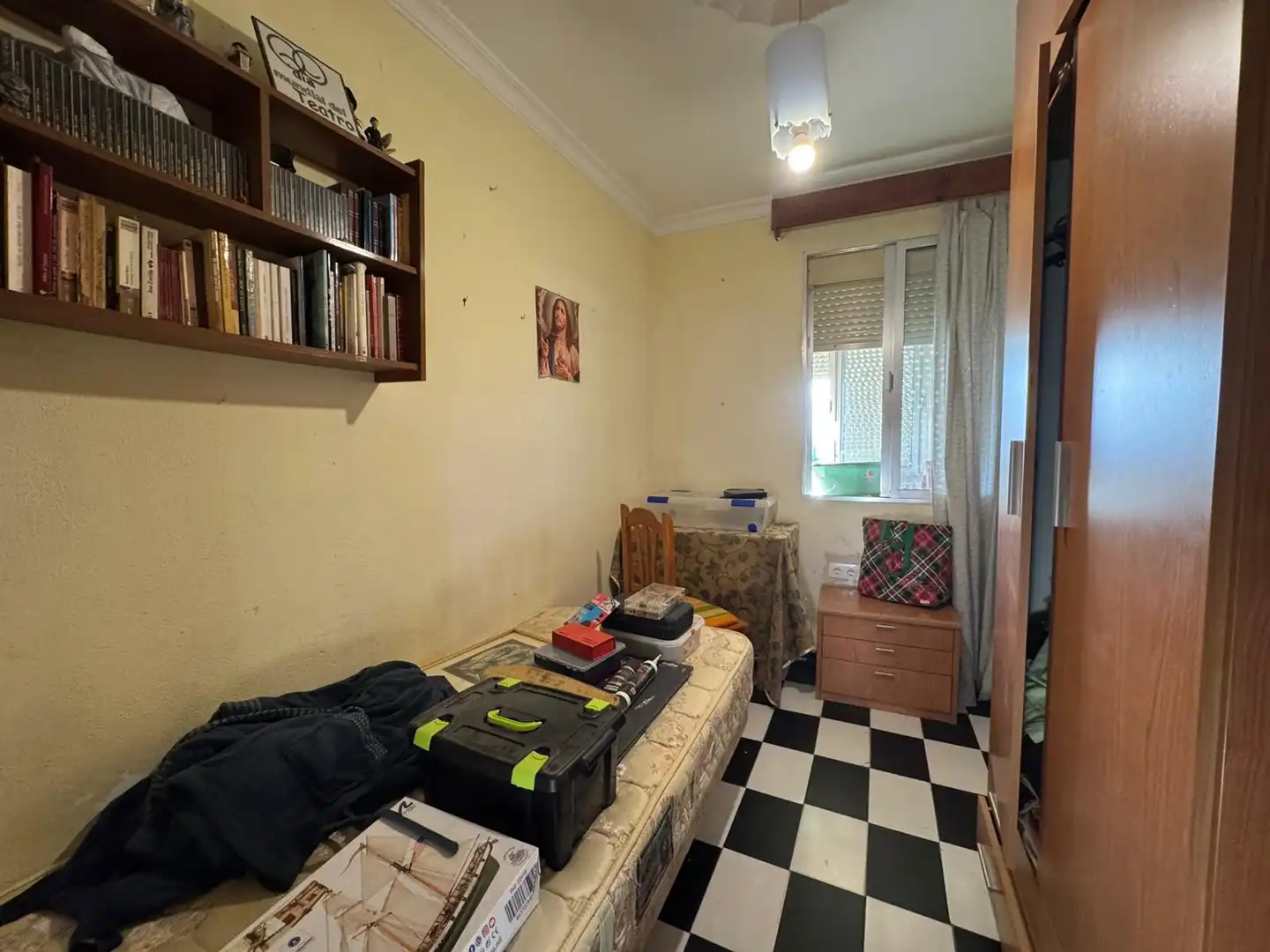 Bedroom of Flat for sale in Sevilla  with Terrace
