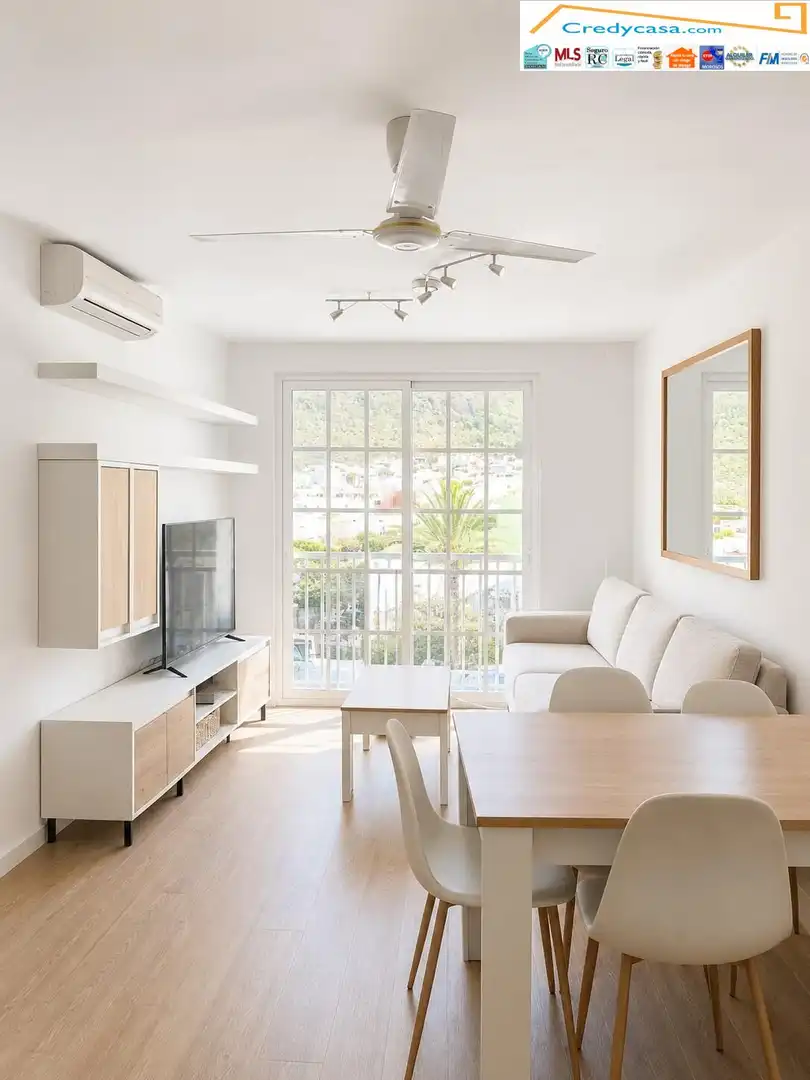 Sala de estar de Piso en venta en Santiago del Teide con Terraza, Trastero y Amueblado