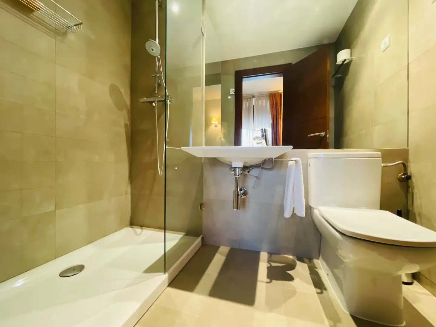 Baño de Casa o chalet en venta en Los Yébenes con Aire acondicionado, Calefacción y Jardín privado
