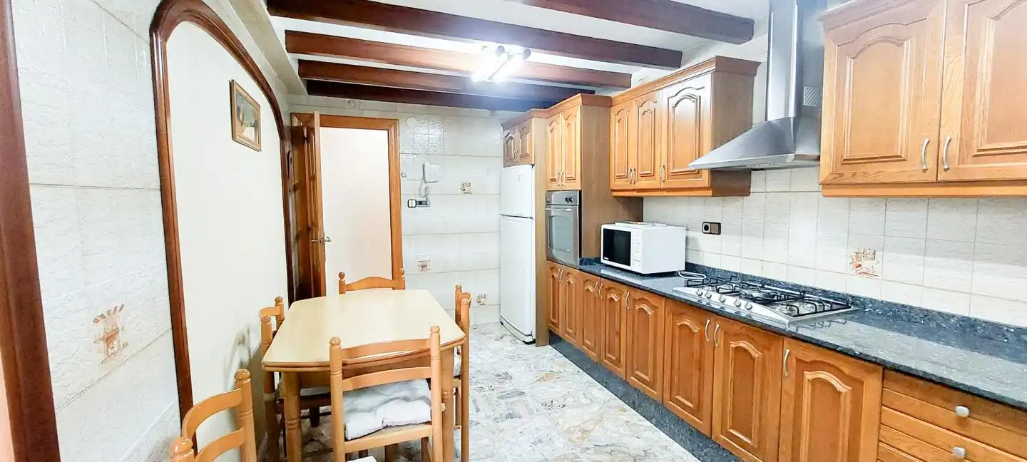 Cocina de Piso de alquiler en Elche / Elx con Amueblado y Balcón