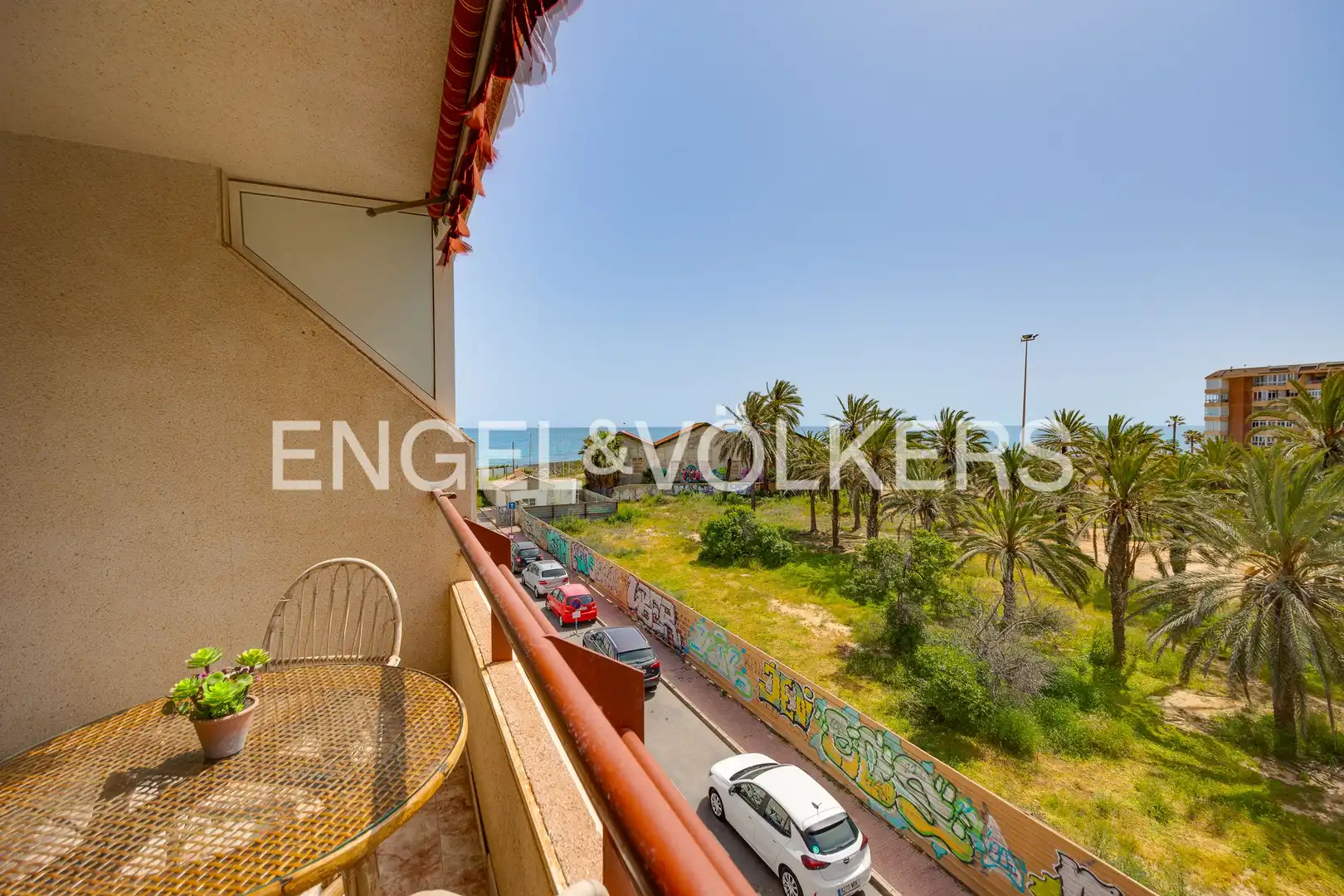Terrasse von Wohnung zum Verkauf in Torrevieja mit Klimaanlage, Heizung und Terrasse