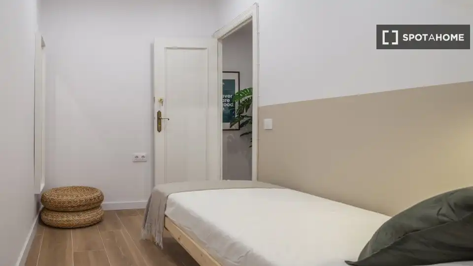 Schlafzimmer von Wohnung zur Miete in Barcelona mit Klimaanlage, Heizung und Möbliert