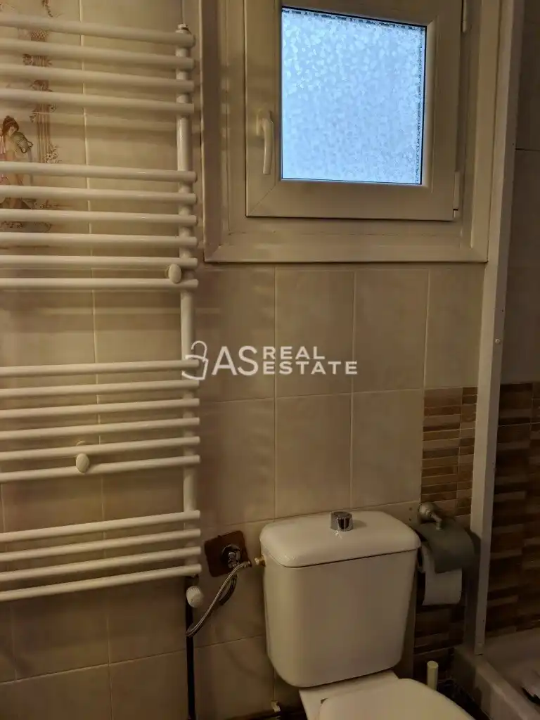 Bathroom of Attic for sale in Rubí  with Air Conditioner, Terrace and Furnished