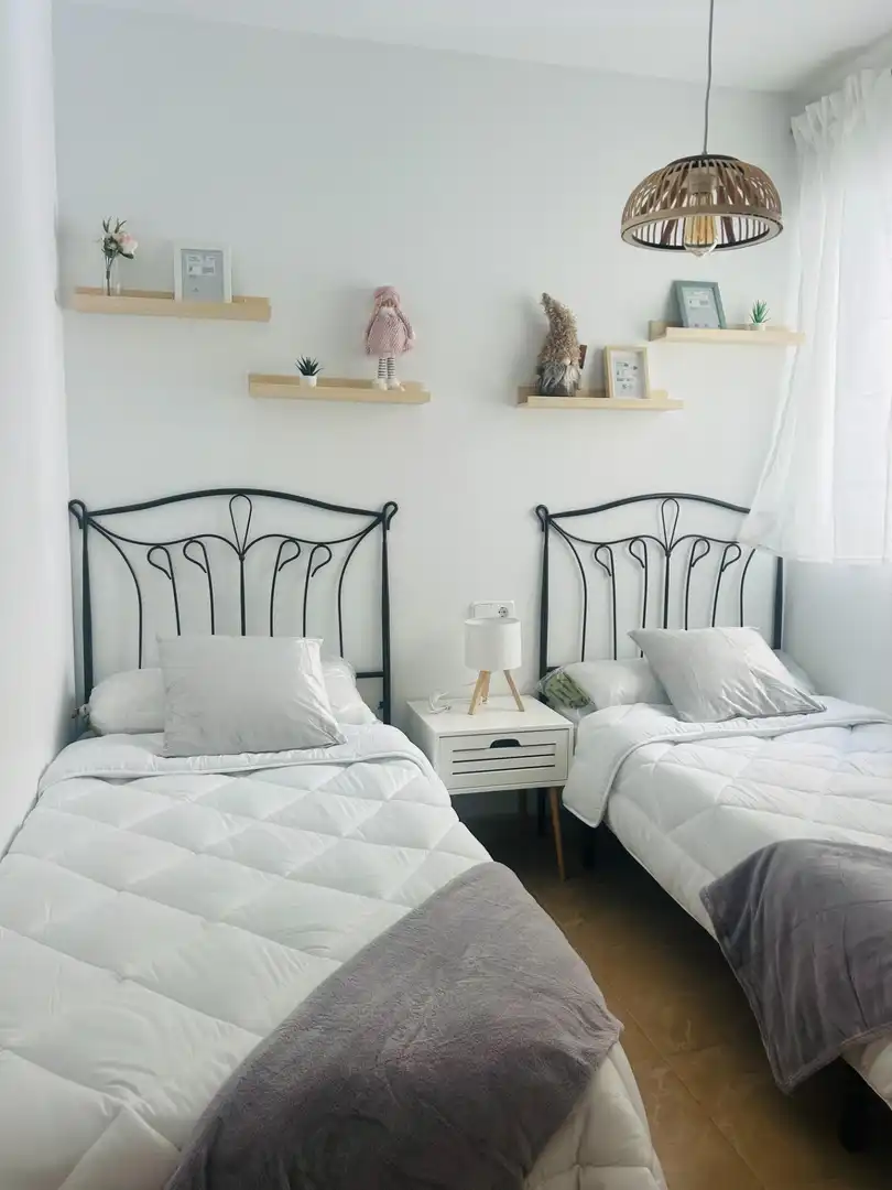 Schlafzimmer von Wohnungen zum Verkauf in Pilar de la Horadada mit Möbliert und Alarm
