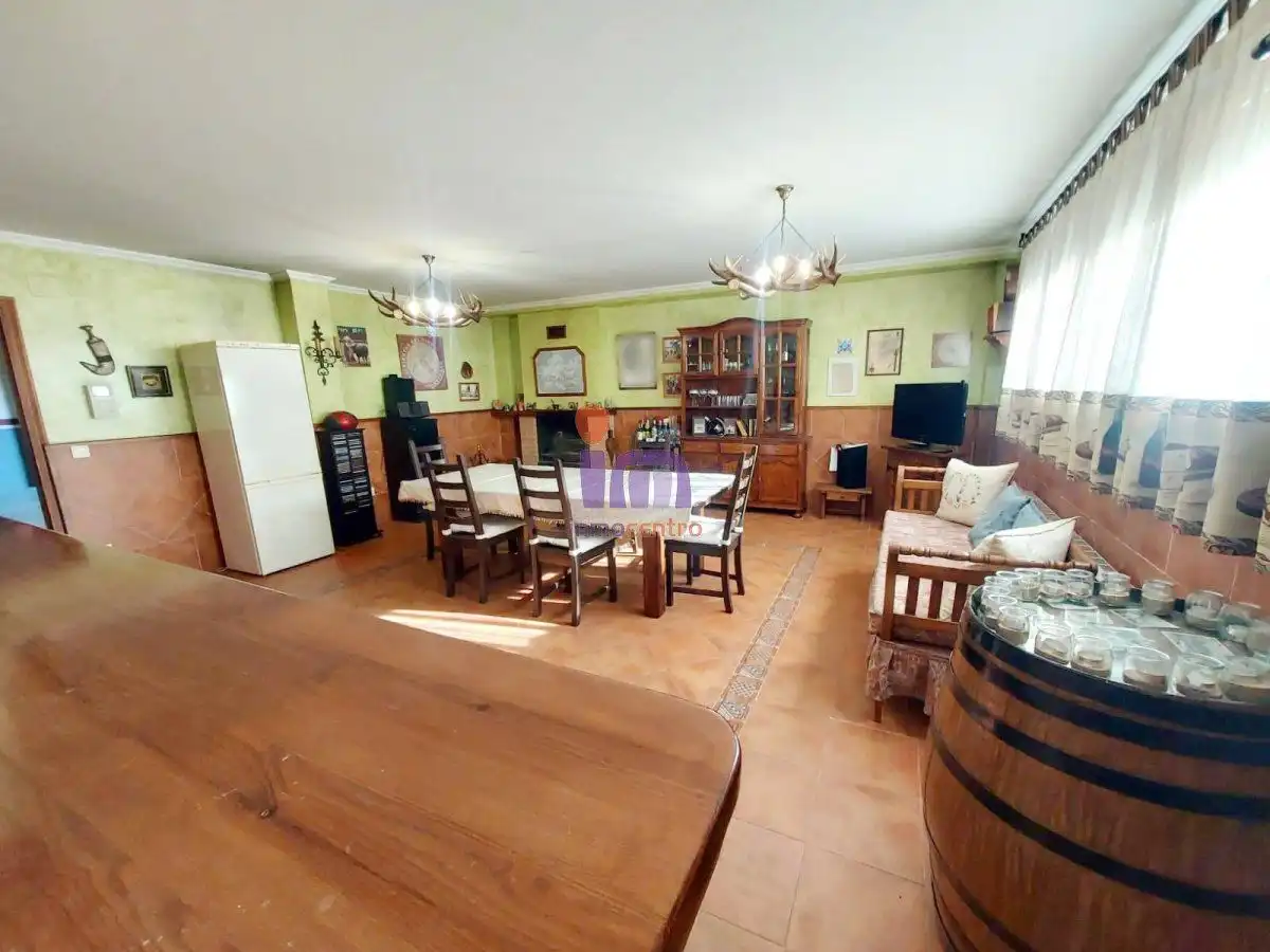 Chalet con piscina en venta en Valdepeñas, imagen 40