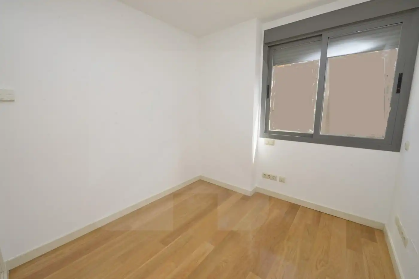 Habitación de Piso de alquiler en Madrid con Aire acondicionado, Calefacción y Trastero