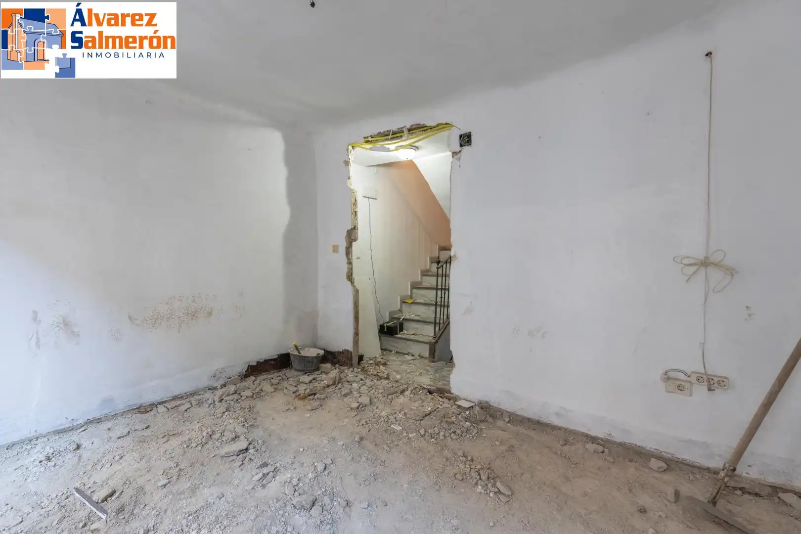 Casa con terraza en venta en Calle CONDE DE LAS INFANTAS, imagen 14