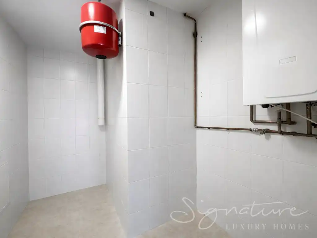 Bathroom of Attic for sale in Sant Cugat del Vallès  with Air Conditioner, Terrace and Swimming Pool