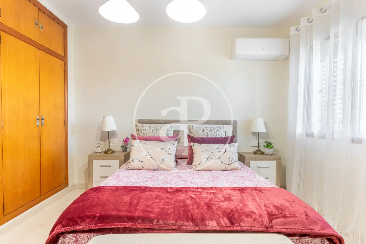 Habitación de Casa o chalet en venta en El Puig de Santa Maria con Aire acondicionado, Calefacción y Jardín privado