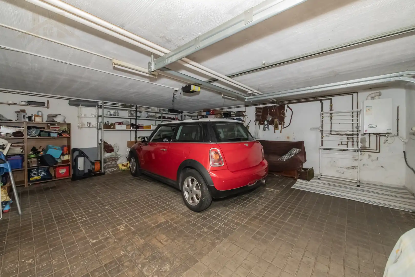 Parking de Casa o chalet en venta en Tres Cantos con Aire acondicionado, Calefacción y Jardín privado