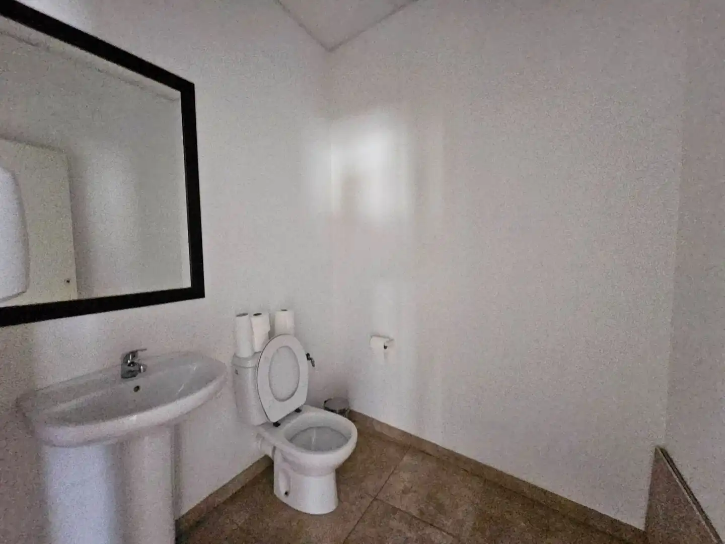 Baño de Local de alquiler en Barcelona