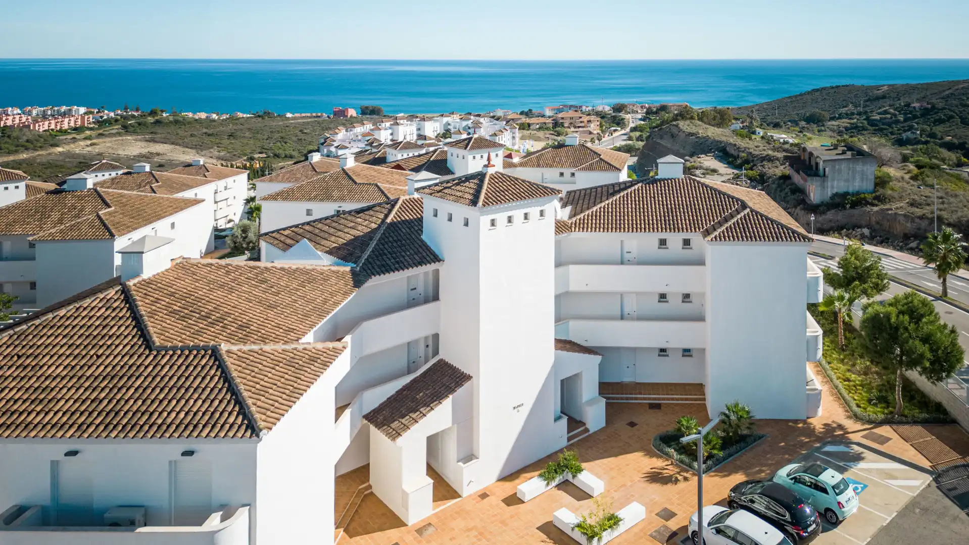 Außenansicht von Dachboden zum Verkauf in Manilva mit Klimaanlage, Terrasse und Schwimmbad