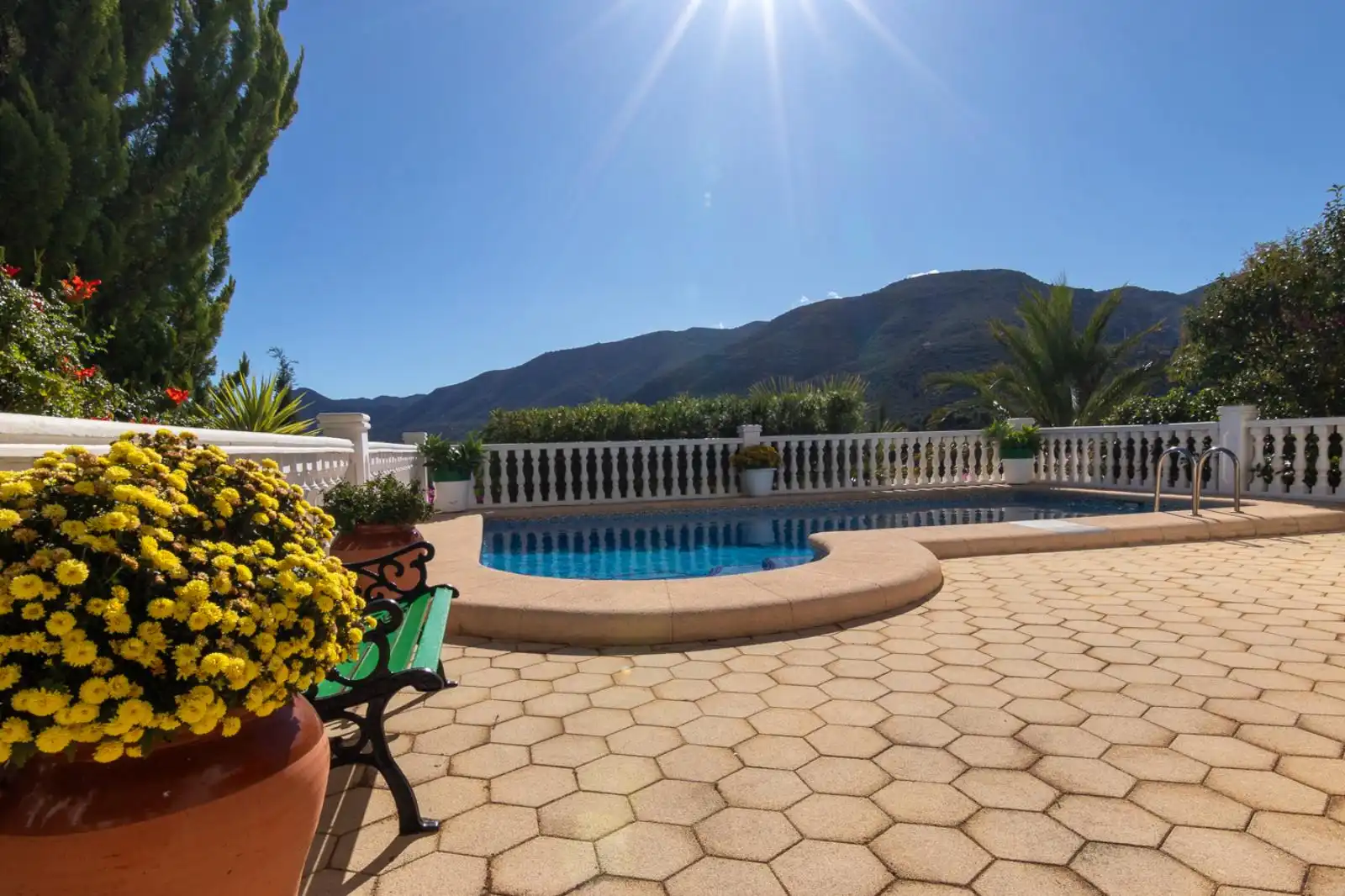 Vista exterior de Casa o chalet en venta en Benigembla con Calefacción, Jardín privado y Terraza