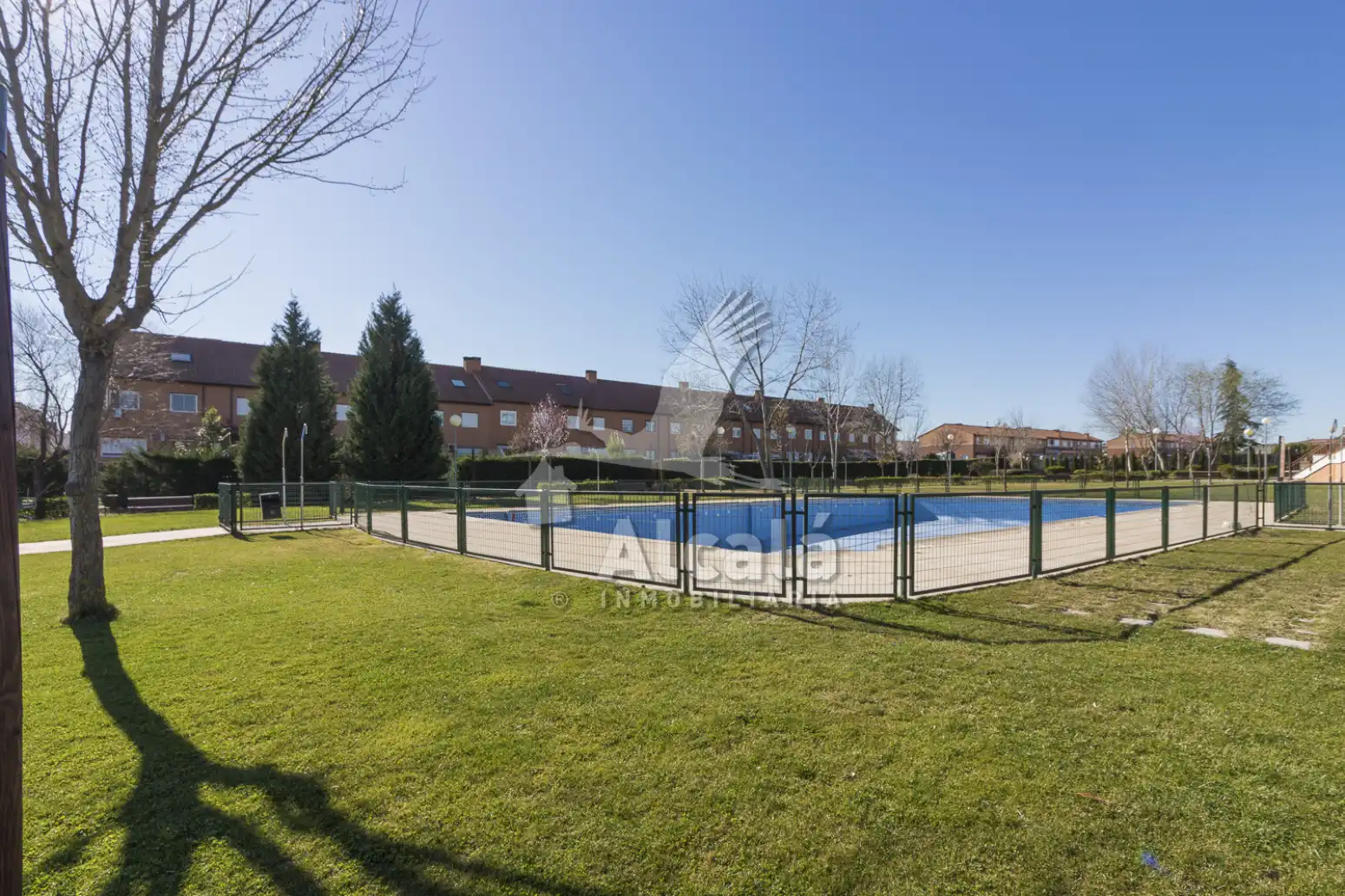 Adossat amb piscina en venda a Alovera, imagen 66