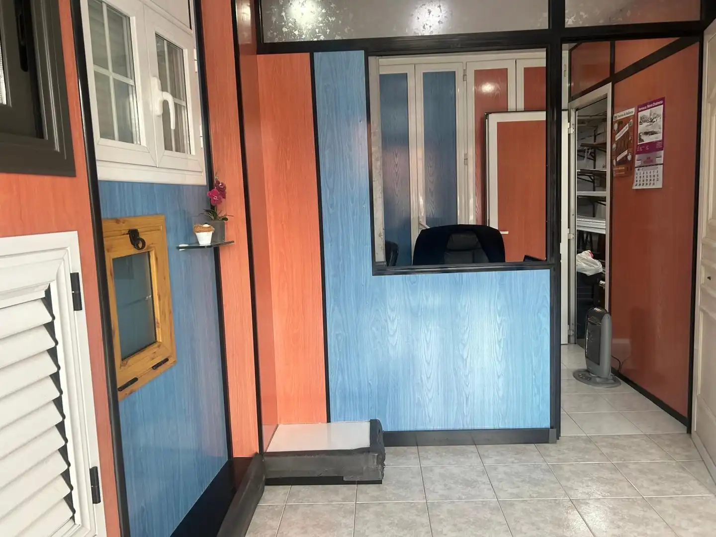 Local en venta en Castelldefels