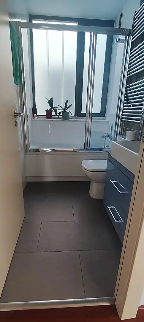 Baño de Piso en venta en L'Hospitalet de Llobregat con Aire acondicionado, Calefacción y Parquet