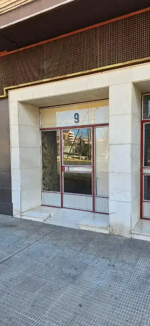 Vista exterior de Pis en venda en  Zaragoza Capital amb Aire condicionat i Balcó