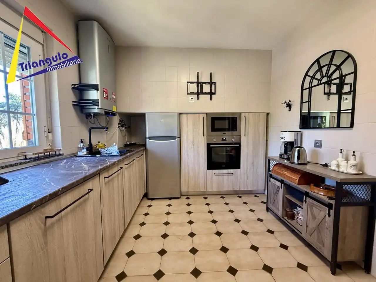 Cocina de Casa o chalet en venta en Marugán con Aire acondicionado, Calefacción y Jardín privado