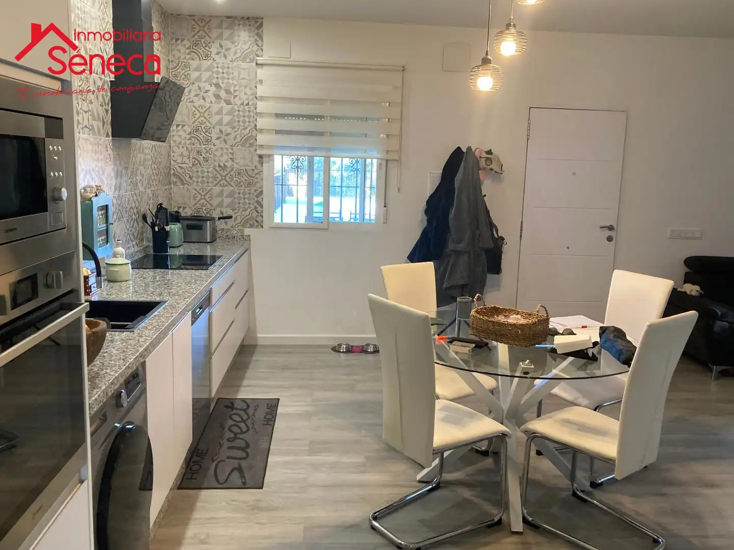 Cuina de Casa o xalet en venda en Almodóvar del Río amb Aire condicionat, Calefacció i Piscina