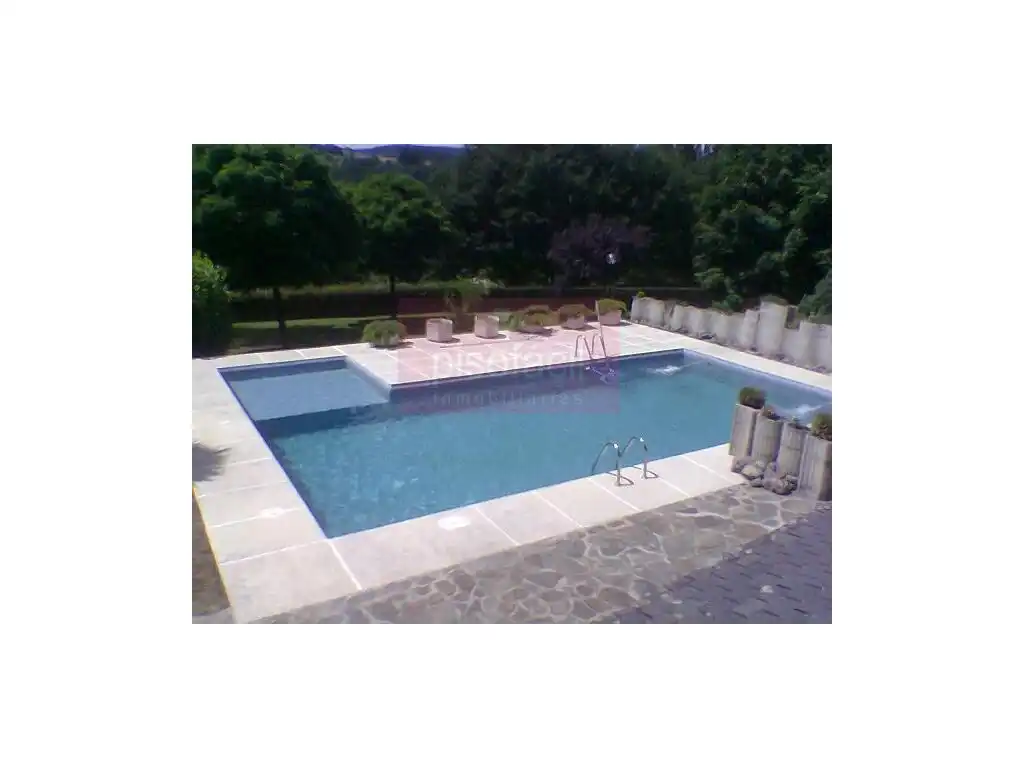 Piscina de Casa o xalet en venda en Lugo