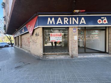 Locale commerciale in affitto a Estació de França