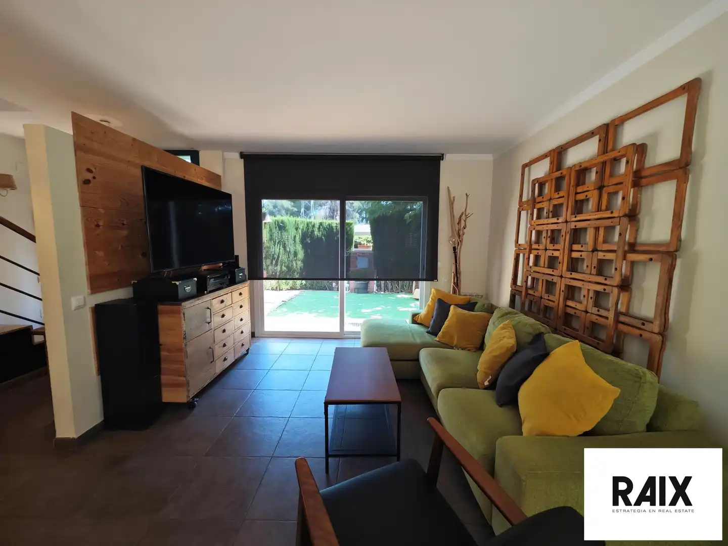 Casa adosada en venta en Carrer Garbi, Viladecavalls