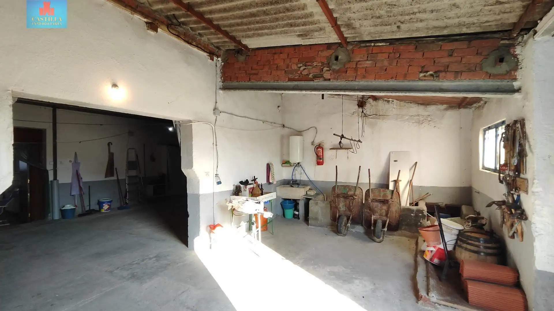 Casa o xalet en venda en Bercial de Zapardiel amb Calefacció, Terrassa i Traster