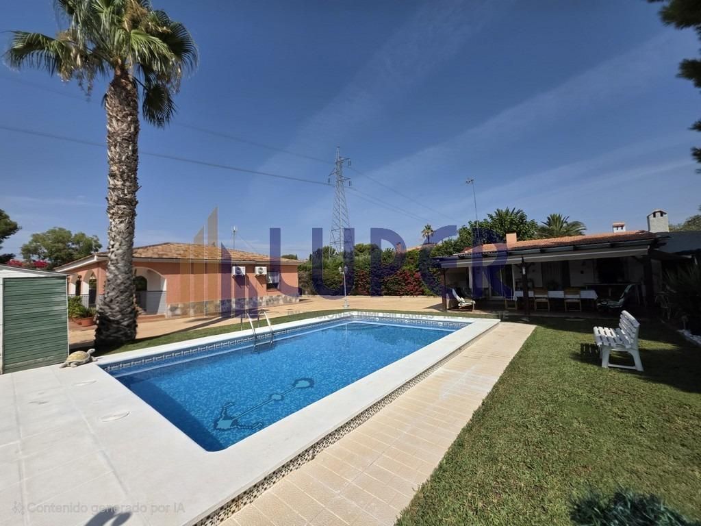 Piscina de Casa o xalet en venda en Busot