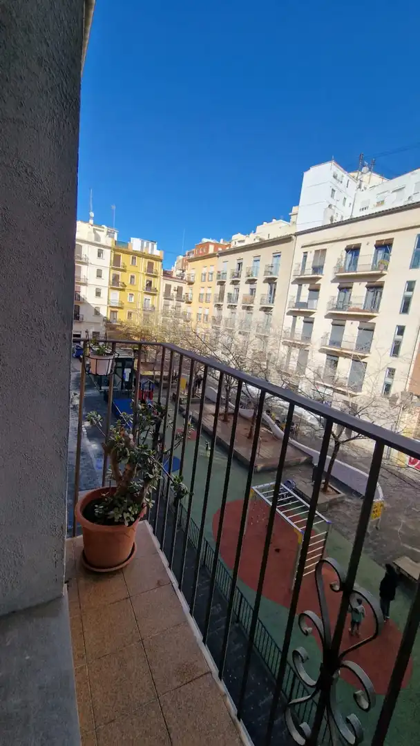 Flat with terrace to rent in Calle VINATEA, imagen 9