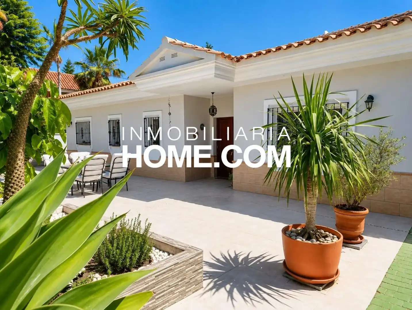 Chalet con piscina en venta en Calle AL-ANDALUS, imagen 4