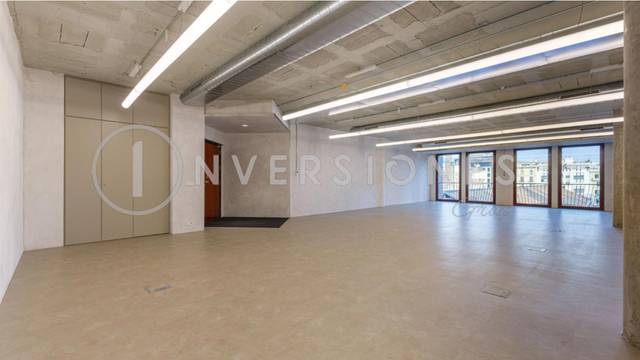 Oficina en Alquiler en Calle de València en Dreta de l'Eixample