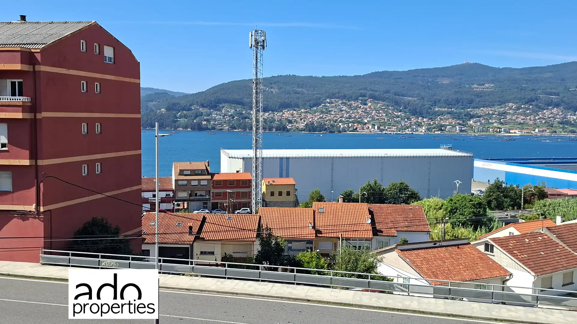 Außenansicht von Wohnung zum Verkauf in Redondela mit Heizung, Parkett und Möbliert