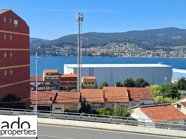 Flat with lift for sale in Camiño Da Parra