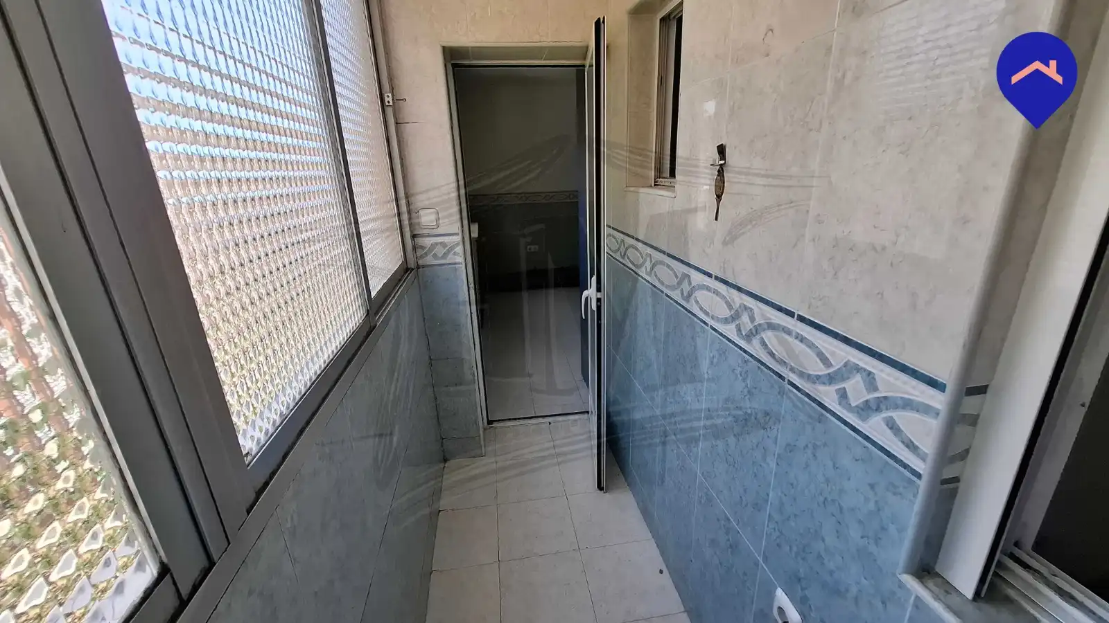 Piso en venta en Madrid con Calefacción y Alarma