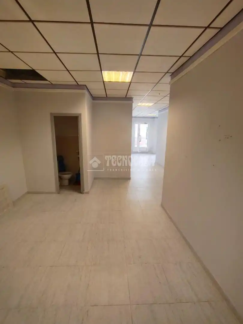 Commercial properties for sale in Mengíbar