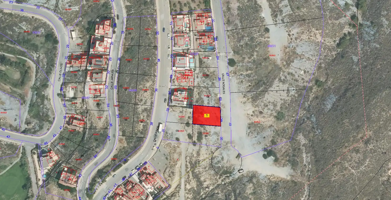 Terreno residencial en venta en Calle los Nogales 30