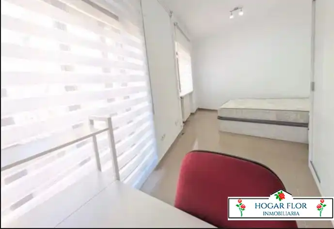 Bedroom of Flat for sale in Salamanca  with Heating and Balcony