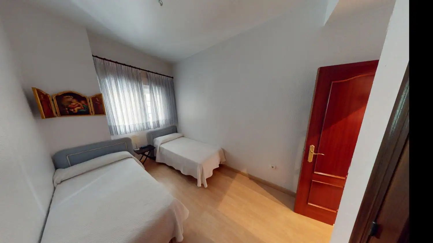 Bedroom of Flat for sale in Sevilla  with Air Conditioner, Heating and Balcony
