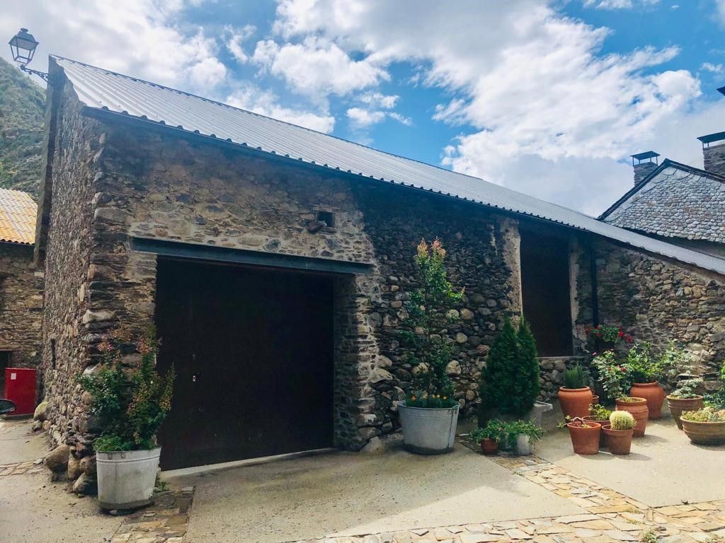 Exterior view of Country house for sale in Alt Àneu