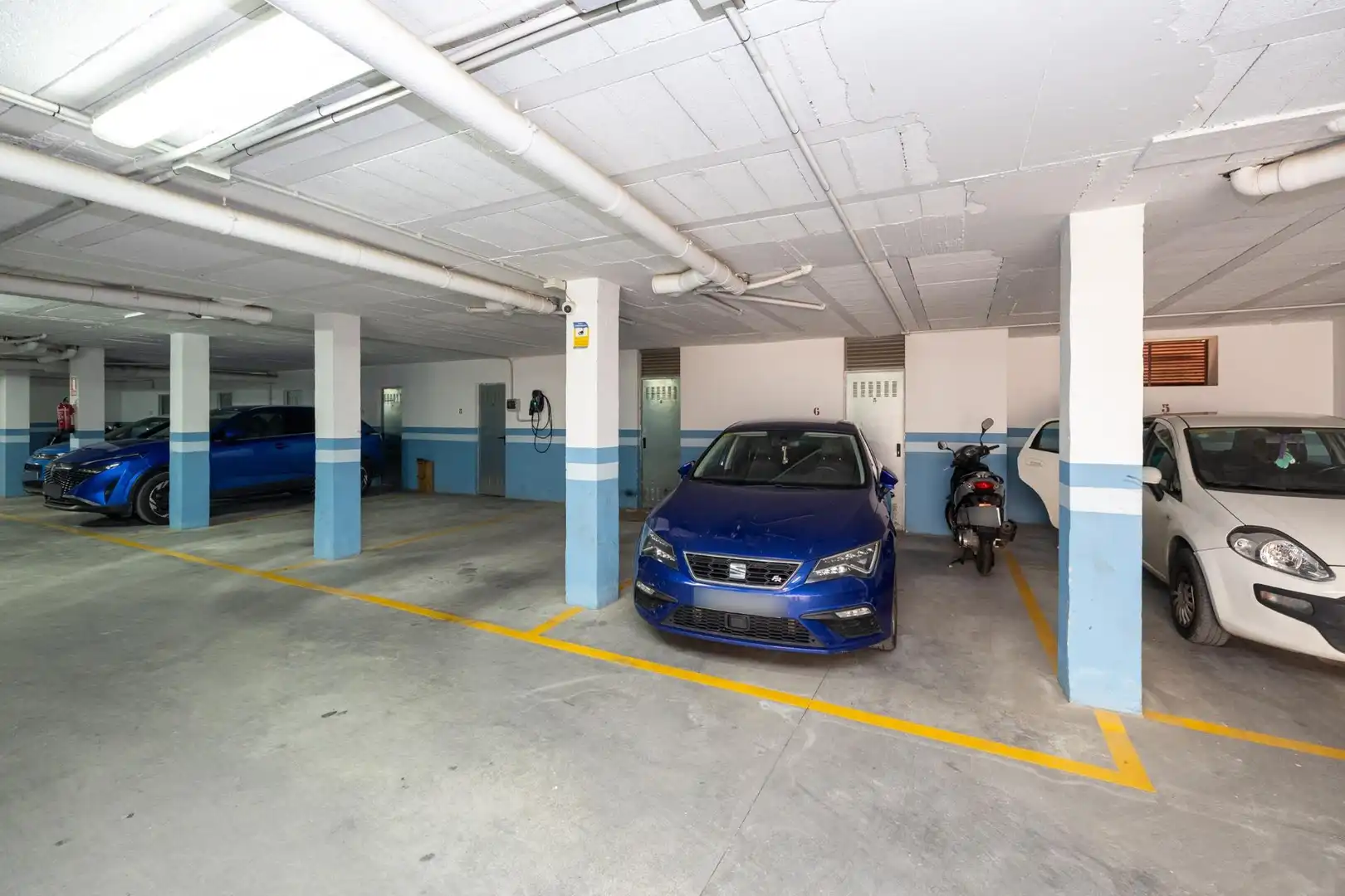 Parking de Ático en venta en Atarfe con Aire acondicionado, Terraza y Trastero