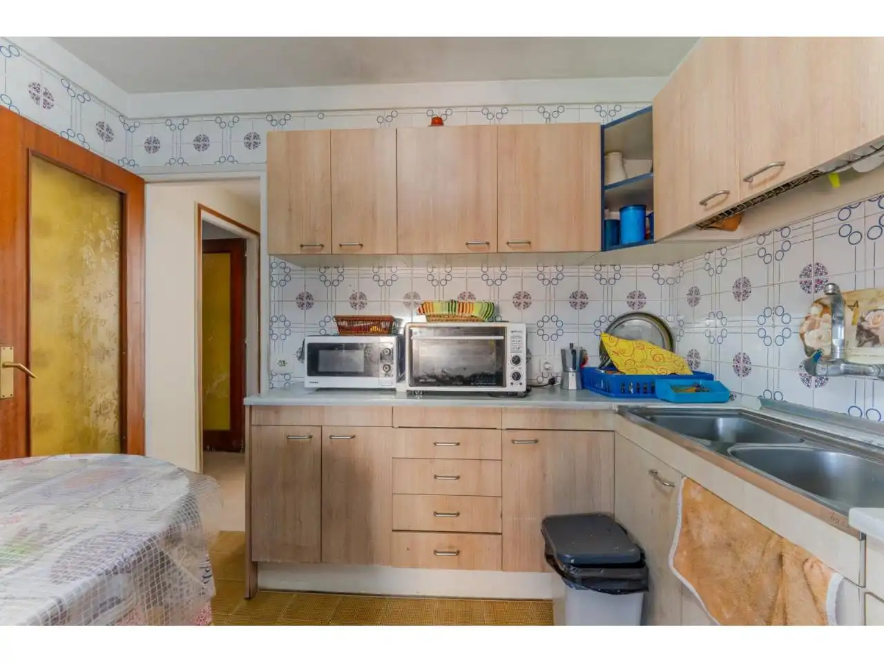 Küche von Wohnung zum Verkauf in Salt mit Heizung