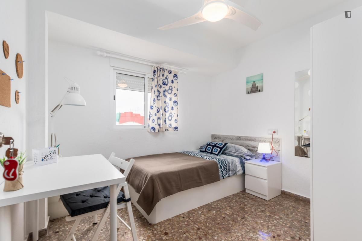 Room in El Cabanyal - El Canyamelar