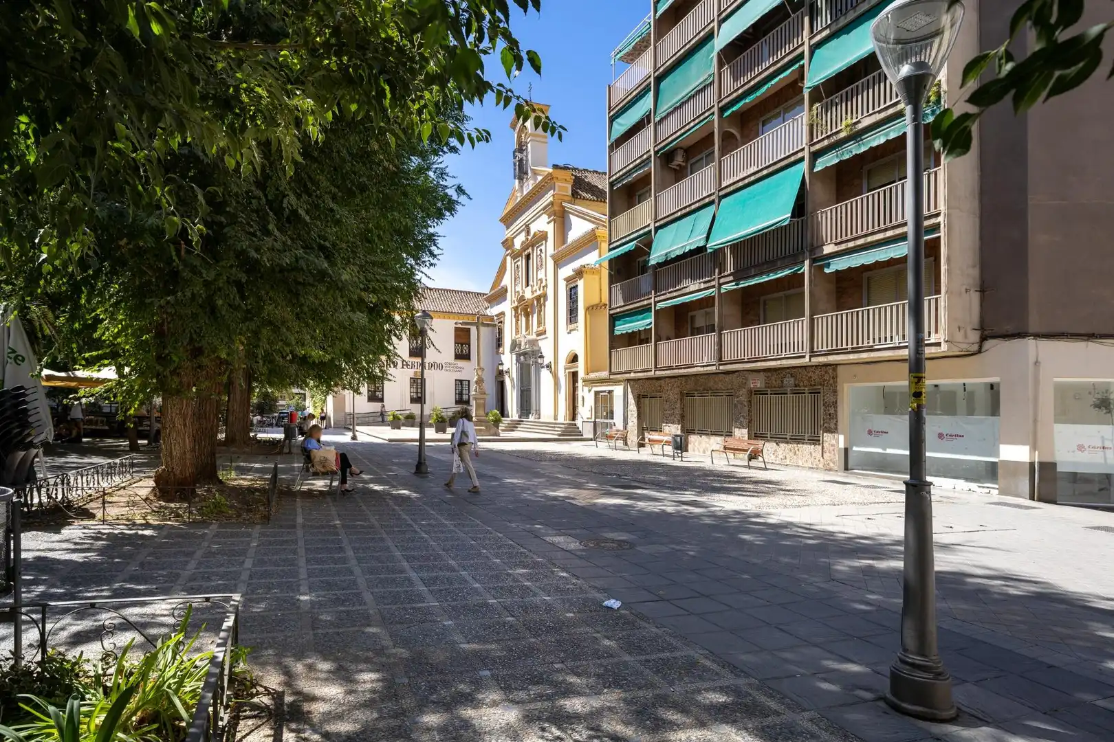 Exterior view of Commercial properties for sale in Granada