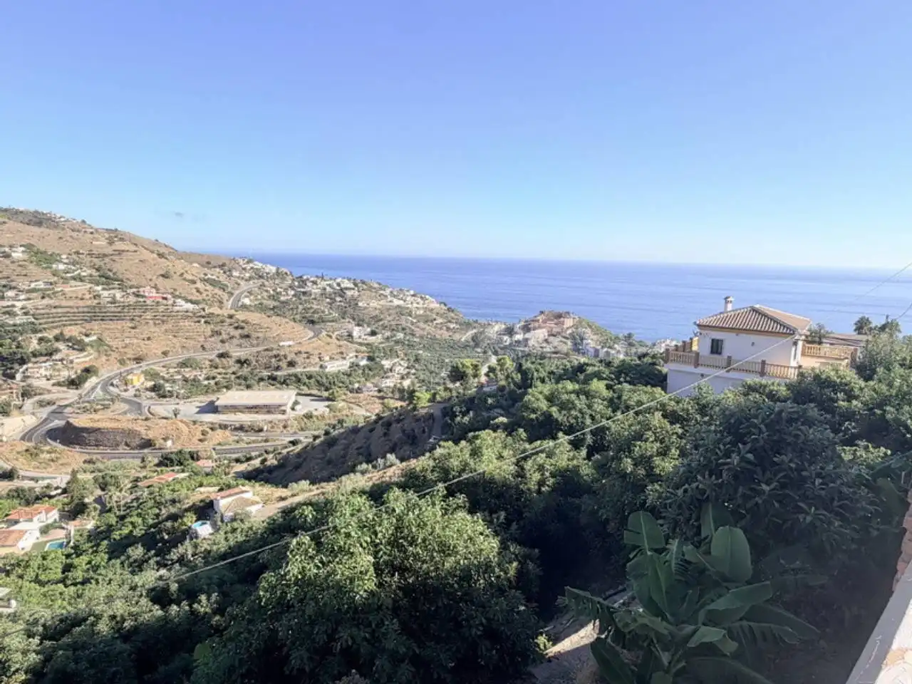Detached house with pool to rent in Calle Loma del Gato 1