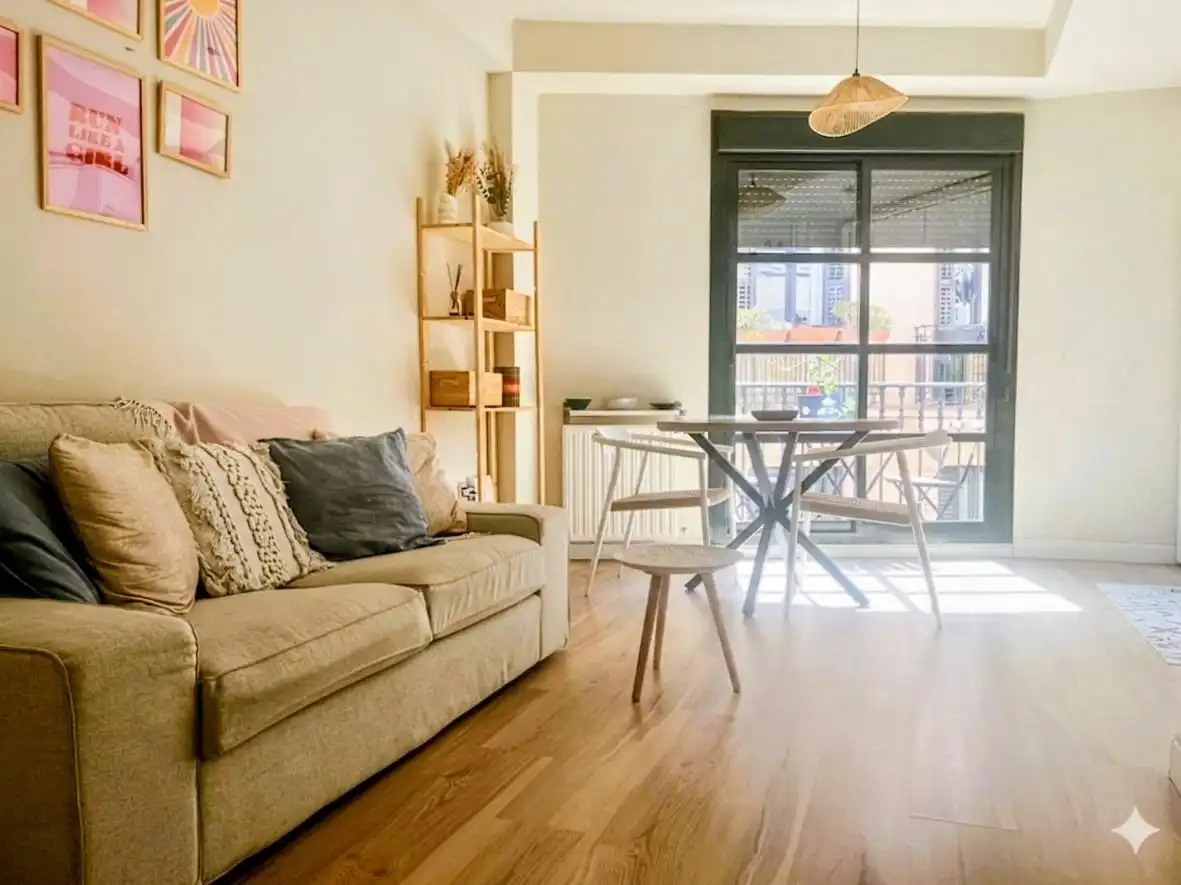 Sala de estar de Piso de alquiler en Madrid con Calefacción, Amueblado y Balcón