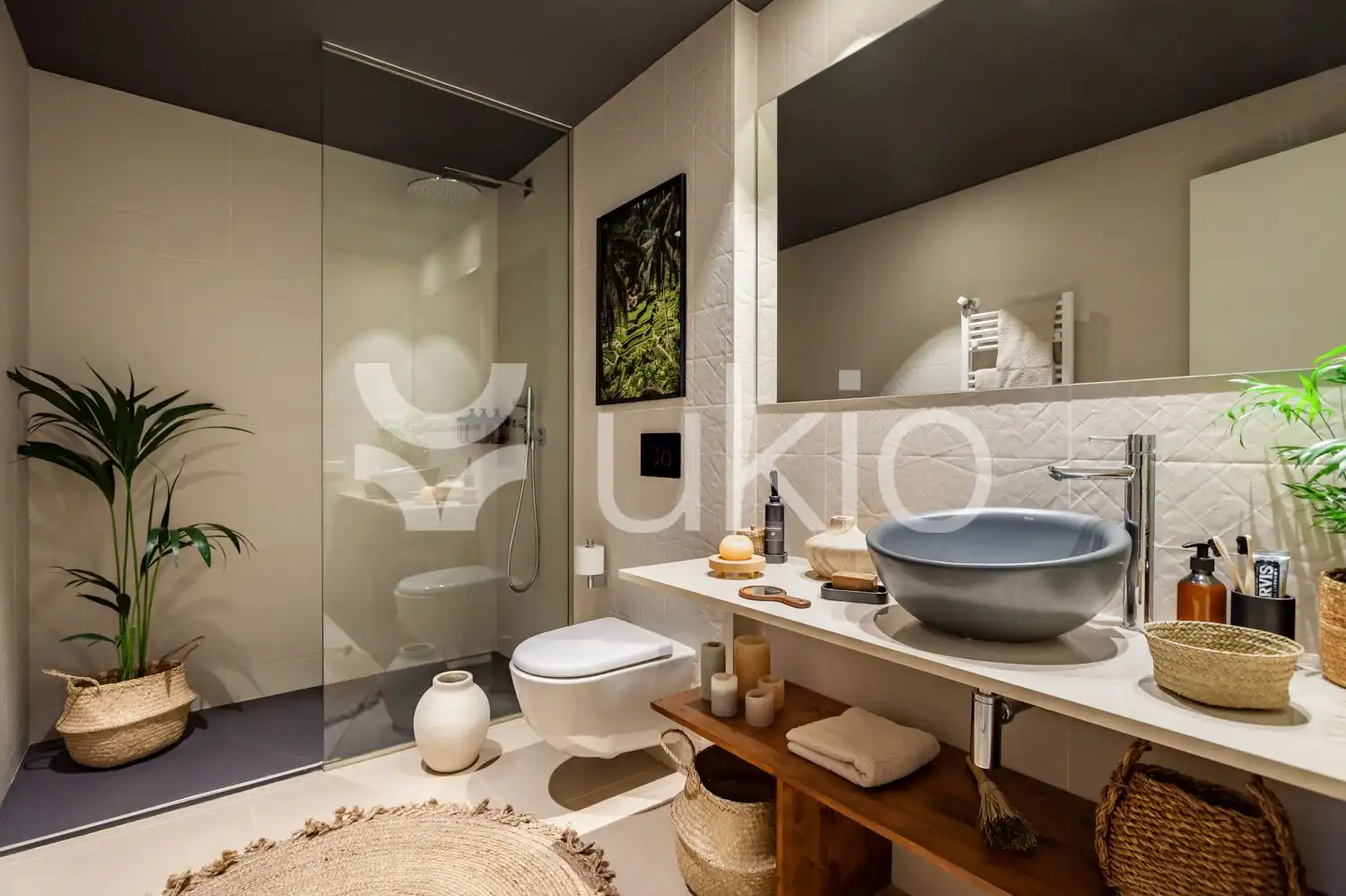 Baño de Apartamento de alquiler en Barcelona con Aire acondicionado, Calefacción y Amueblado